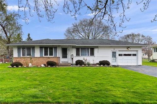 66 Landau Dr, Gates, NY, 14606-5824 | Card Image