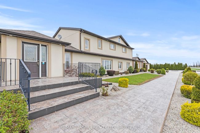724 Line 3 Rd, House other with 4 bedrooms, 3 bathrooms and 20 parking in Niagara on the Lake ON | Image 7
