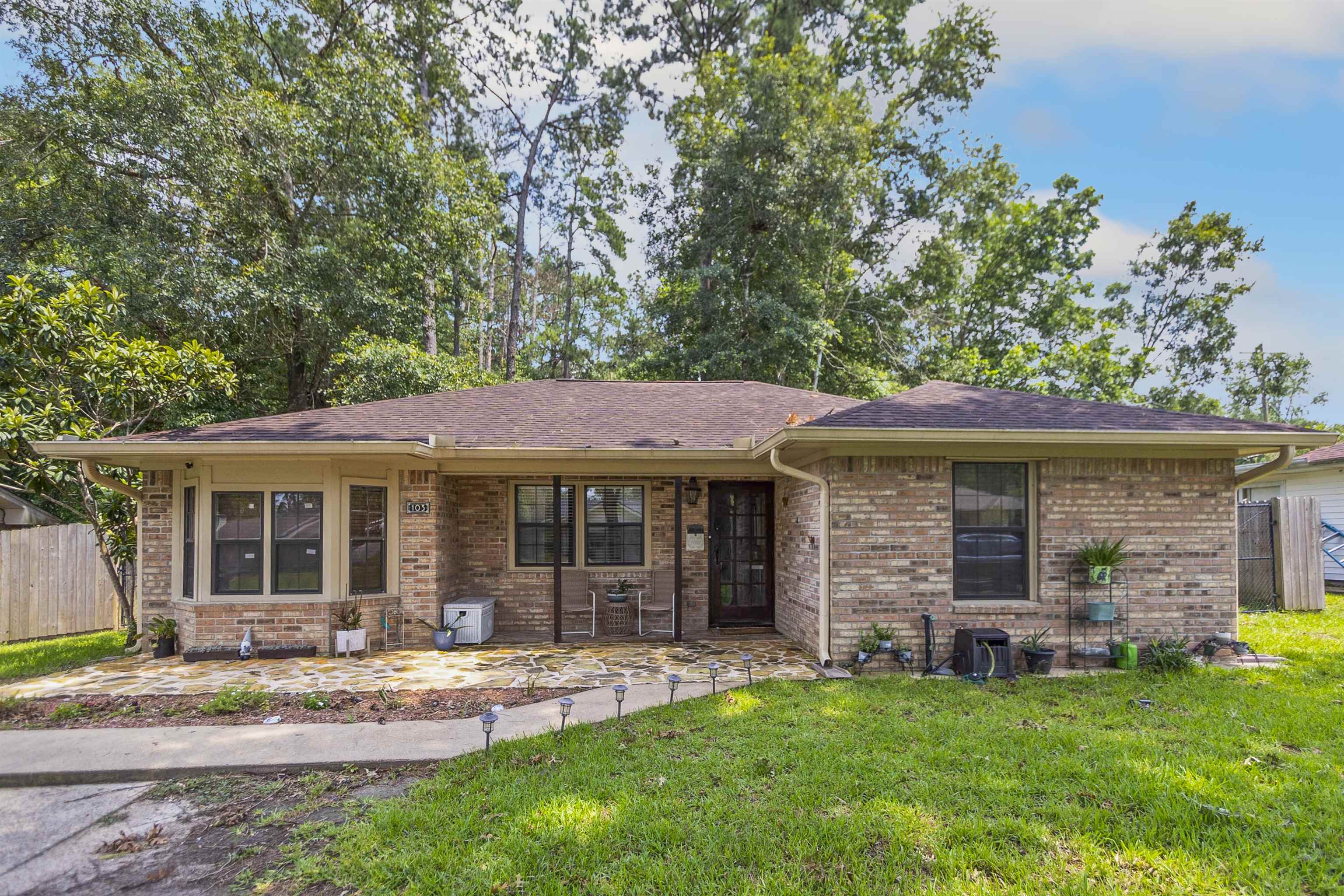 Read St, Silsbee, TX 77656