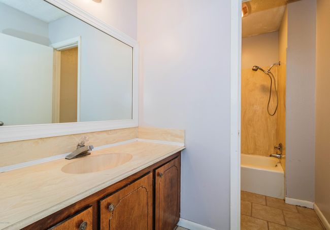 Idlewood, 704 Guest Bath | Image 13