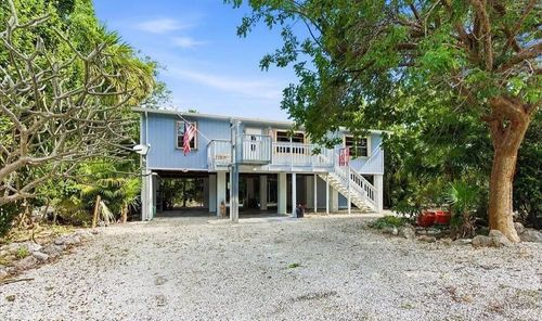 22 Stirrup Key Blvd, Marathon, FL, 33050-2928 | Card Image