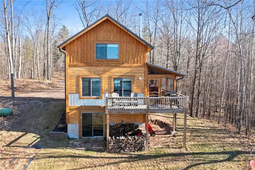 N8065 Wolf Ln, Hayward, WI, 54843-6689 | Card Image