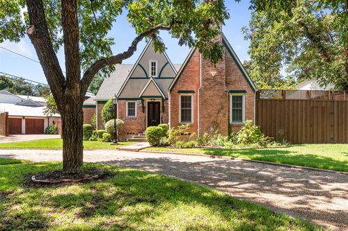 1215 N Oak Cliff Blvd, Dallas, TX, 75208-3038 | Card Image
