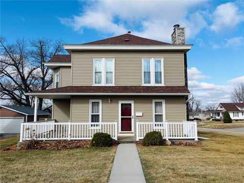 1612 7th Ave, Belle Plaine, IA, 52208-1034 | Card Image