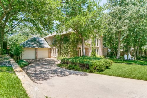 3816 Shady Meadow Dr, Grapevine, TX, 76051-7122 | Card Image