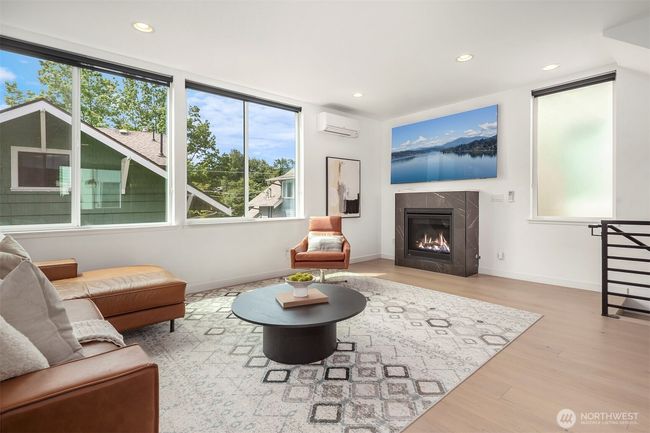 B - 8314 14 Th Ave Nw, Townhouse with 3 bedrooms, 4 bathrooms and 1 parking in Seattle WA | Image 7