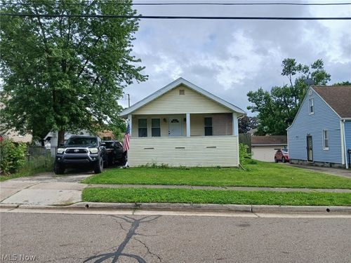 760 Silvercrest Avenue, Akron, OH, 44314 | Card Image