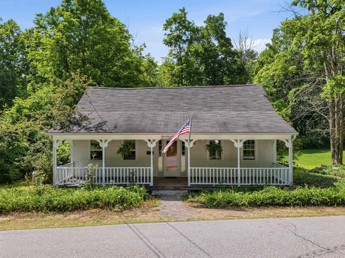 60 Old Deerfield Rd, Candia, NH, 03034-2728 | Card Image