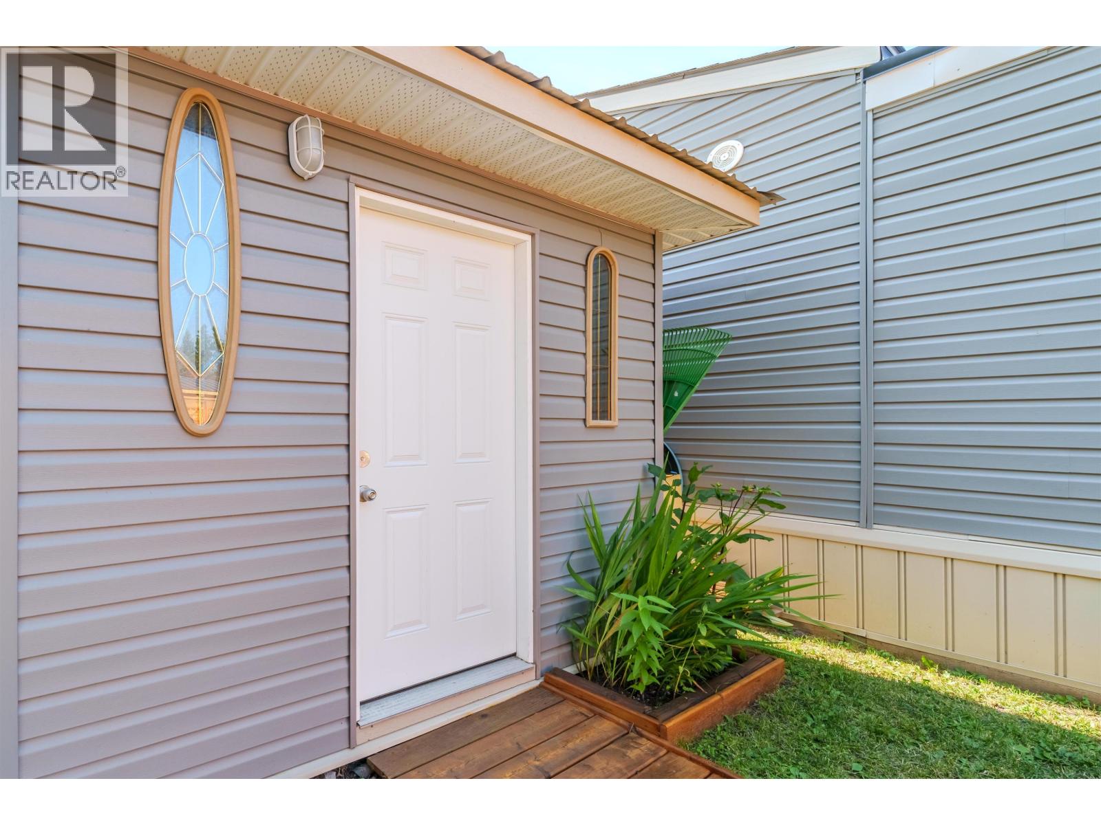 Residential in Lac La Hache 4