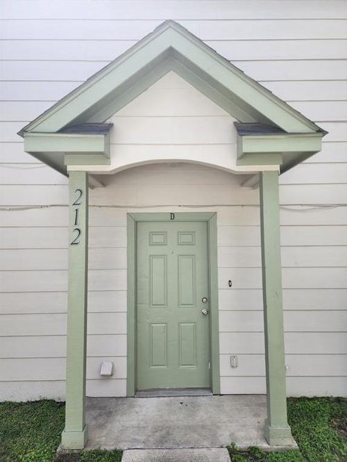 c-212 Gulf Pump Rd, Crosby, TX, 77532-6201 | Card Image