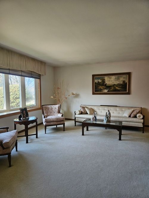 501 S Cherry St, Itasca, IL, 60143-2110 | Card Image