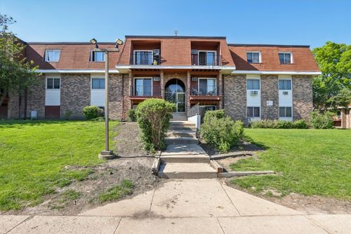 103-600 Mesa Dr, Hoffman Estates, IL, 60169-1545 | Card Image