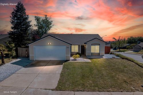 785 Mallard St, Redding, CA, 96003-5524 | Card Image