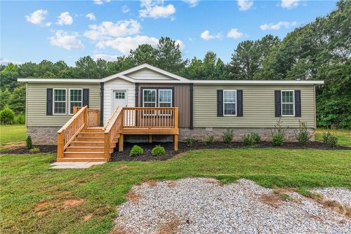2425 Hardman Morris Rd, Colbert, GA, 30628-3669 | Card Image