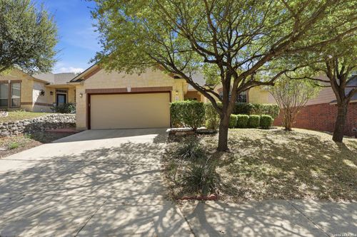 7642 Mission Hvn, Boerne, TX, 78015-6549 | Card Image
