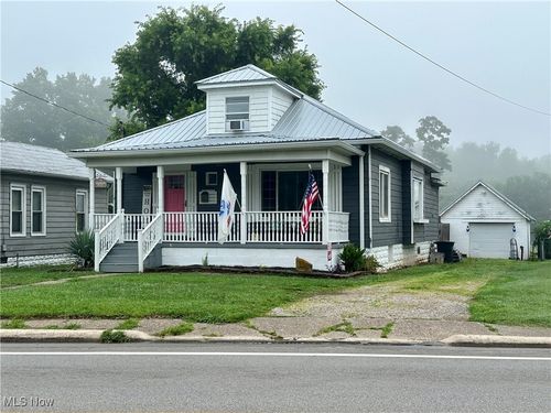 2015 36th St, Parkersburg, WV, 26104-2123 | Card Image