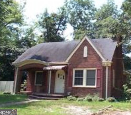 10 W Wright St, winder, GA, 30680-2161 | Card Image