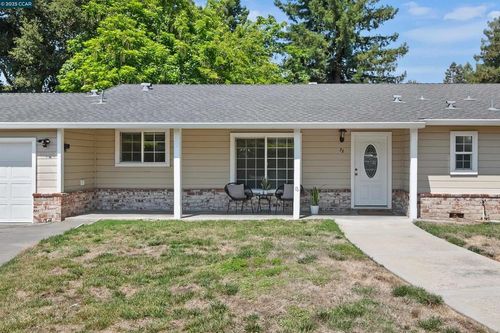 72 Orchard Ct, Alamo, CA, 94507-1542 | Card Image