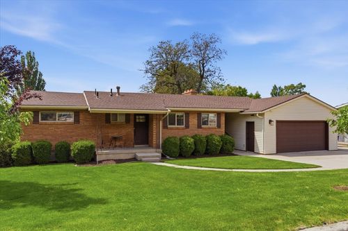 190 S 350 E, Farmington, UT, 84025-3418 | Card Image