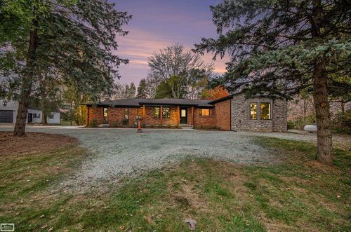 65589 Mound Rd, Washington Twp, MI, 48095-1701 | Card Image