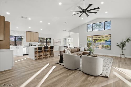 5401 Painted Sunrise Dr, Las Vegas, NV, 89149-6444 | Card Image