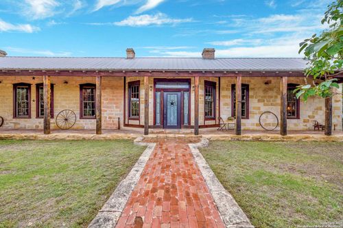 113 James St, Brackettville, TX, 78832 | Card Image