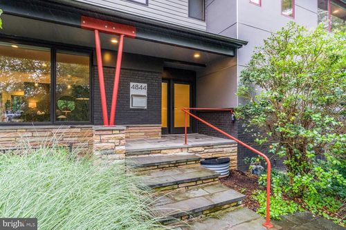 4844 Yorktown Blvd, ARLINGTON, VA, 22207-2738 | Card Image