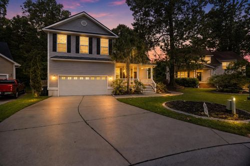 8320 Tyrian Path, North Charleston, SC, 29418-2603 | Card Image