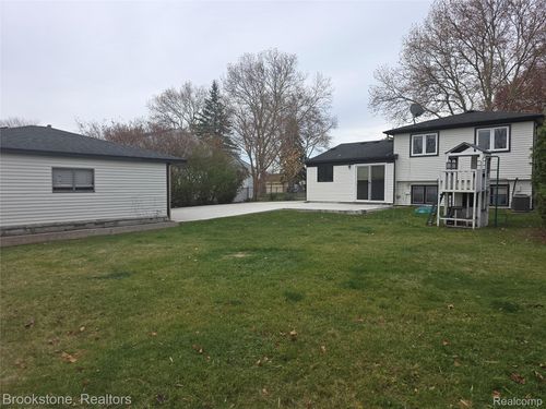 14945 Annapolis Dr, Sterling Heights, MI, 48313-3623 | Card Image