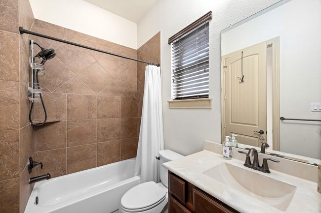 Second full bath on the first floor. | Image 28