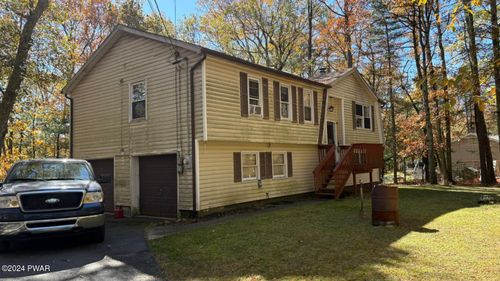 330 Rambling Way, Milford, PA, 18337 | Card Image