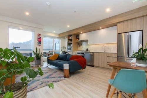 420-38362 Buckley Ave, Squamish, BC, V8B0J8 | Card Image