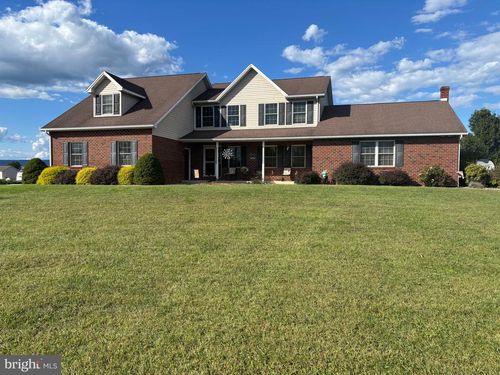 26 Jamestown Rd, SHIPPENSBURG, PA, 17257-9147 | Card Image