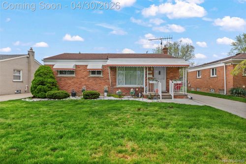 7961 Lincoln St, Taylor, MI, 48180-2421 | Card Image