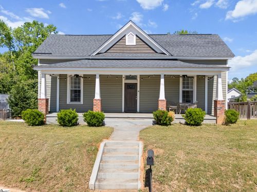 904 Anderson Rd, Greenville, SC, 29601-4104 | Card Image