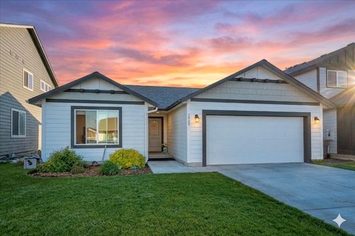 3020 N Rio Grande Rd, Spokane Valley, WA, 99027-5017 | Card Image