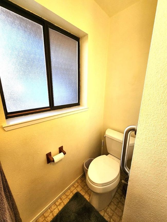 955 Grinding Rock Ct, House other with 3 bedrooms, 2 bathrooms and null parking in West Point CA | Image 28