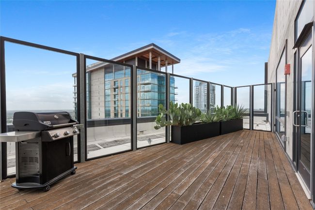 Deck with grilling area | Image 35