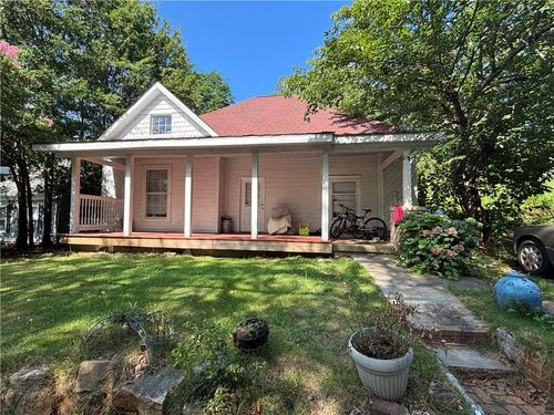1090 Forest Ave, Stone Mountain, GA, 30083-2962 | Card Image