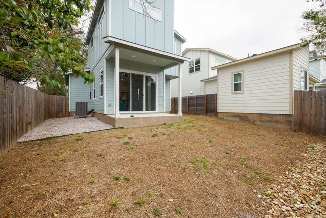 2 - 1105 Stobaugh St, Condo with 2 bedrooms, 3 bathrooms and 2 parking in Austin TX | Image 20
