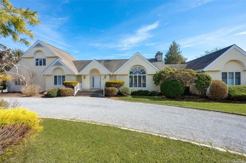 16 Laila Ln, Remsenburg, NY, 11960-2025 | Card Image