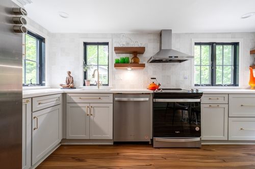 32 Fern St, Concord, MA, 01742-5719 | Card Image