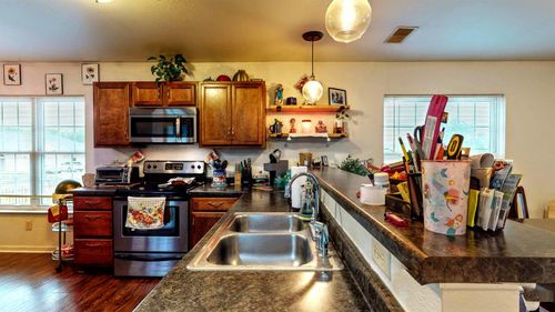apt-8-619 Reena Ave, Fort Atkinson, WI, 53538-3161 | Card Image