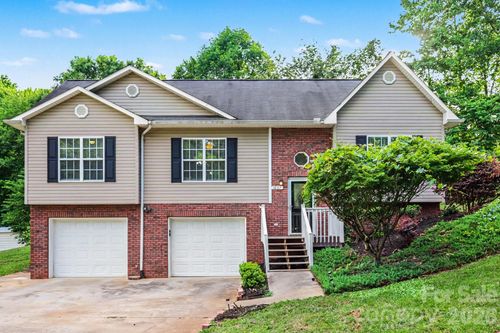 1607 Indian Springs Dr Nw, Conover, NC, 28613-8037 | Card Image