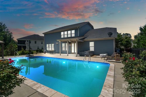 837 Tyne Dr, Fort Mill, SC, 29715-5010 | Card Image