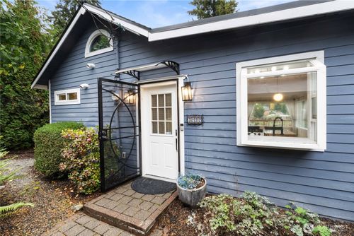 3222 S 276th St, Auburn, WA, 98001-1807 | Card Image