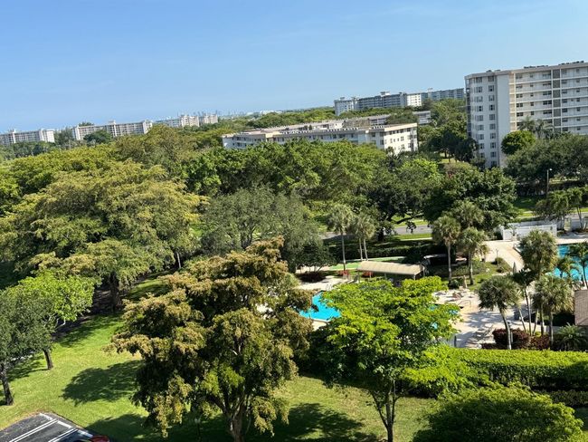 APT-907 - 3499 Oaks Way, Condo with 2 bedrooms, 2 bathrooms and null parking in Pompano Beach FL | Image 43