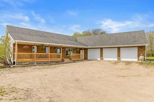 8304 180th St W, Faribault, MN, 55021-7424 | Card Image
