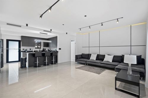 1101 N 14th Ave, Hollywood, FL, 33020-3716 | Card Image