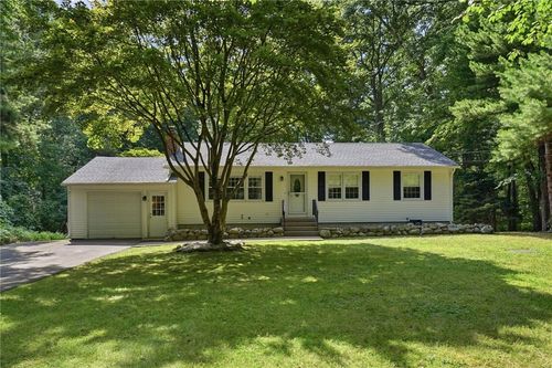 565 Shippeetown Rd, East Greenwich, RI, 02818-1119 | Card Image